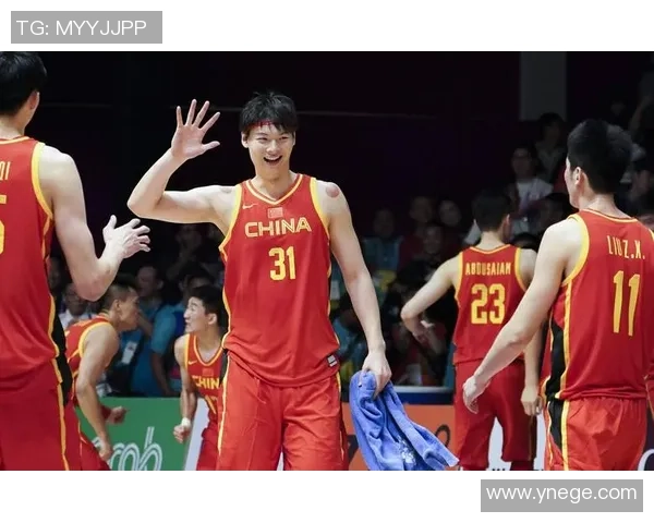 王哲林领衔中国篮球新篇章展现实力与团队精神的完美结合